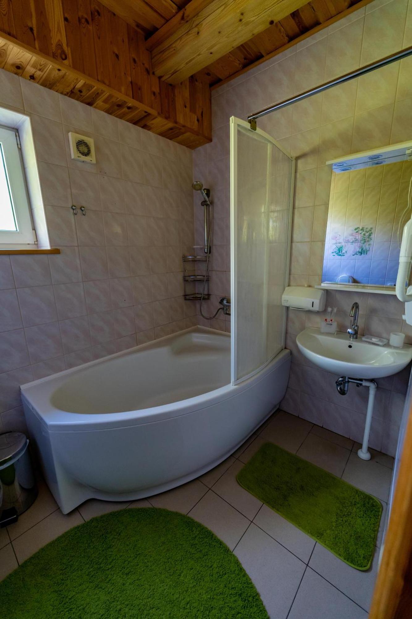 Imantas Nams Hotell Jurkalne Rum bild