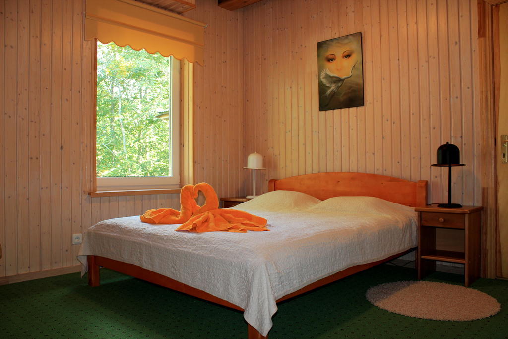 Imantas Nams Hotell Jurkalne Rum bild