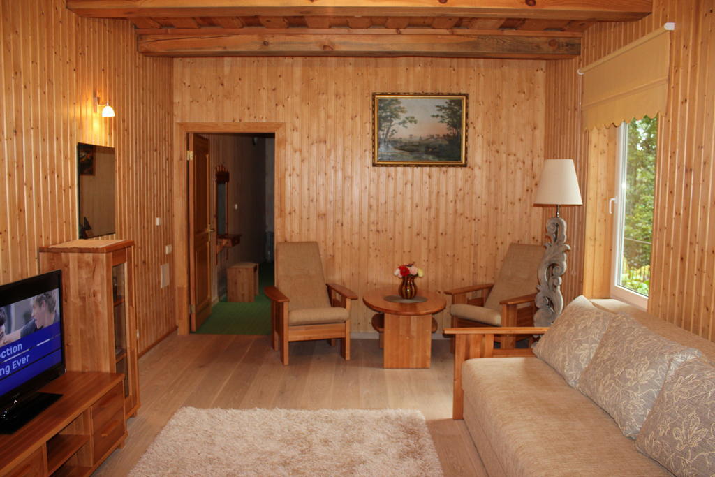 Imantas Nams Hotell Jurkalne Exteriör bild